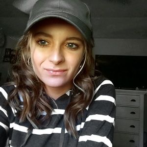 Meet your Posher, Briana